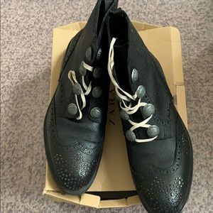 ZARA Black Leather Boots with Buttons US 12